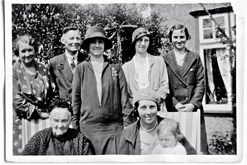 Redding family members courtesy of Jerry Hyde